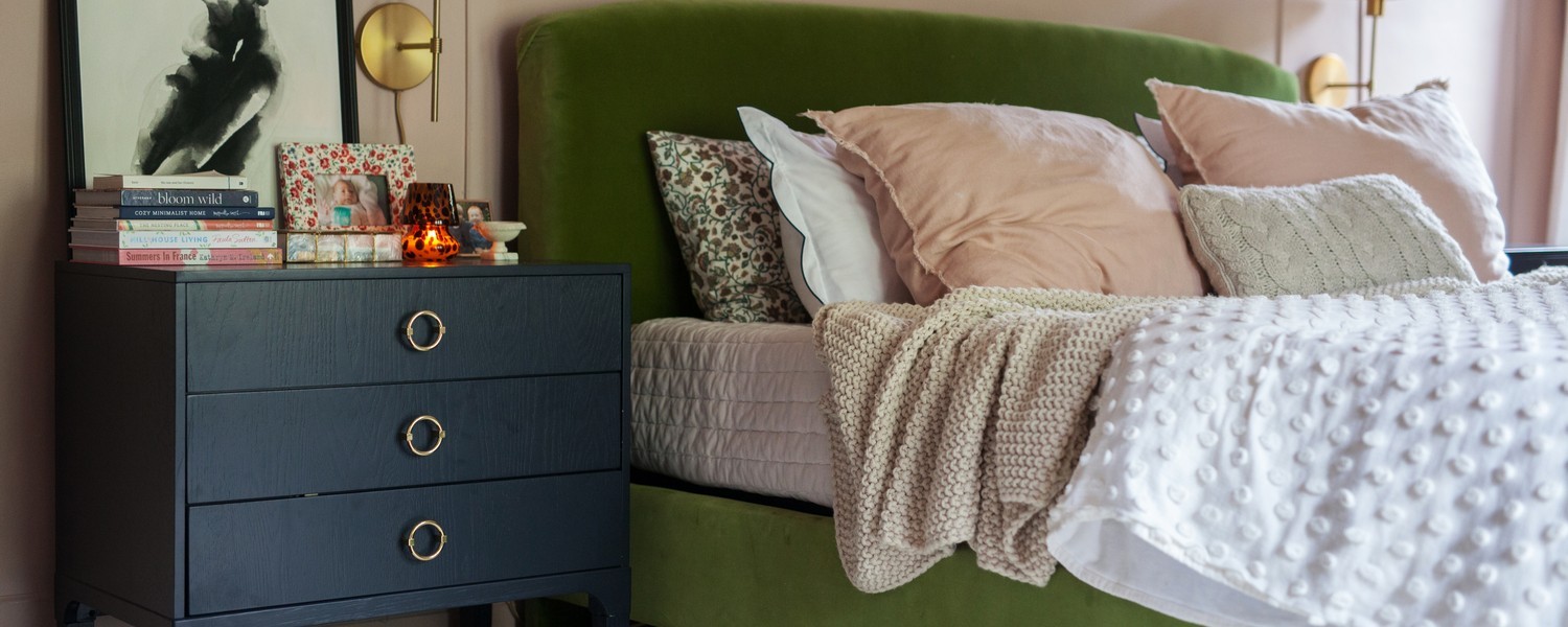 Lorna 3 Drawer Contemporary Night Stand- FOX6232B- Bedroom